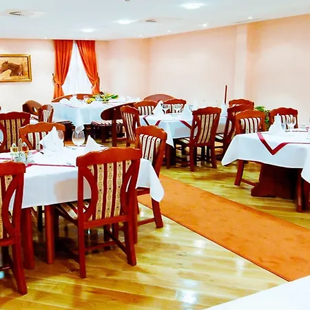M3 Hotel 3*